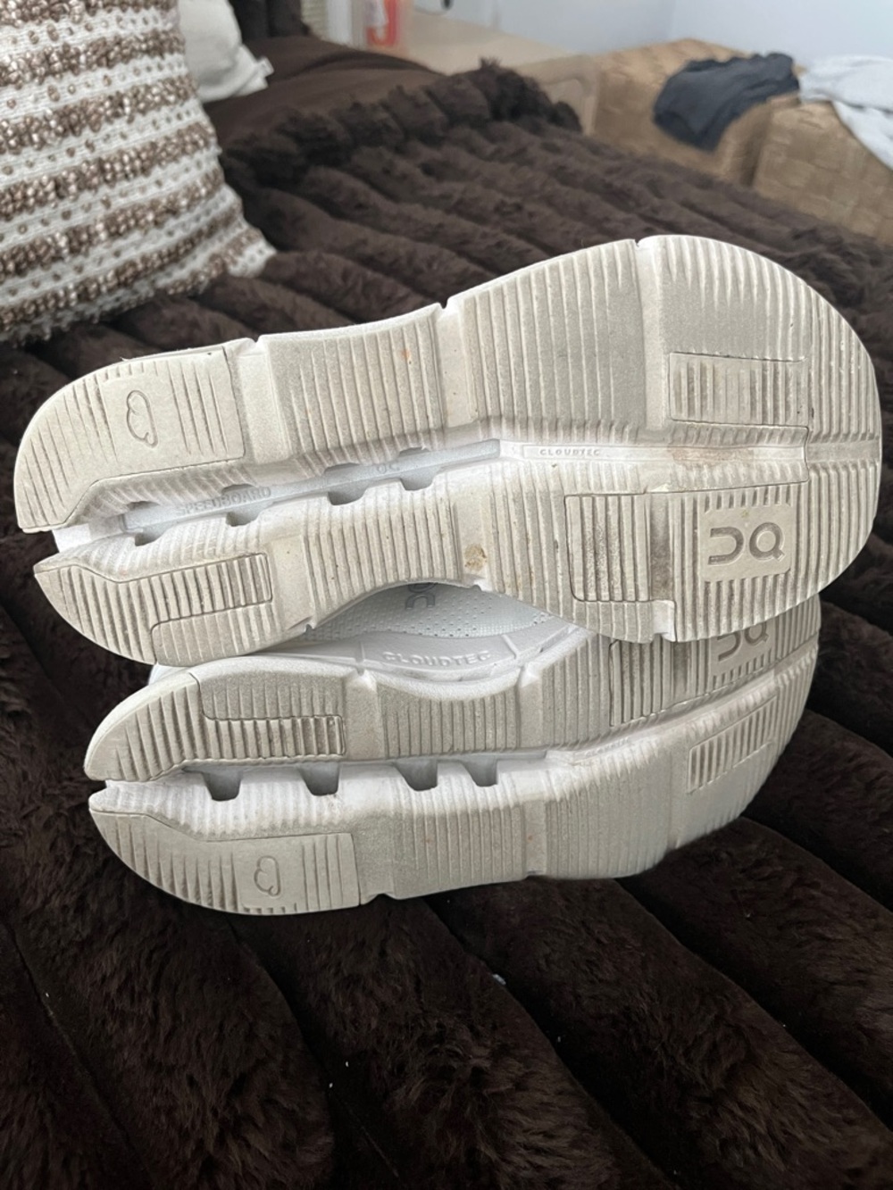 On Cloudtec Women's Athletic Running Shoes in White - Picture 6 of 11
